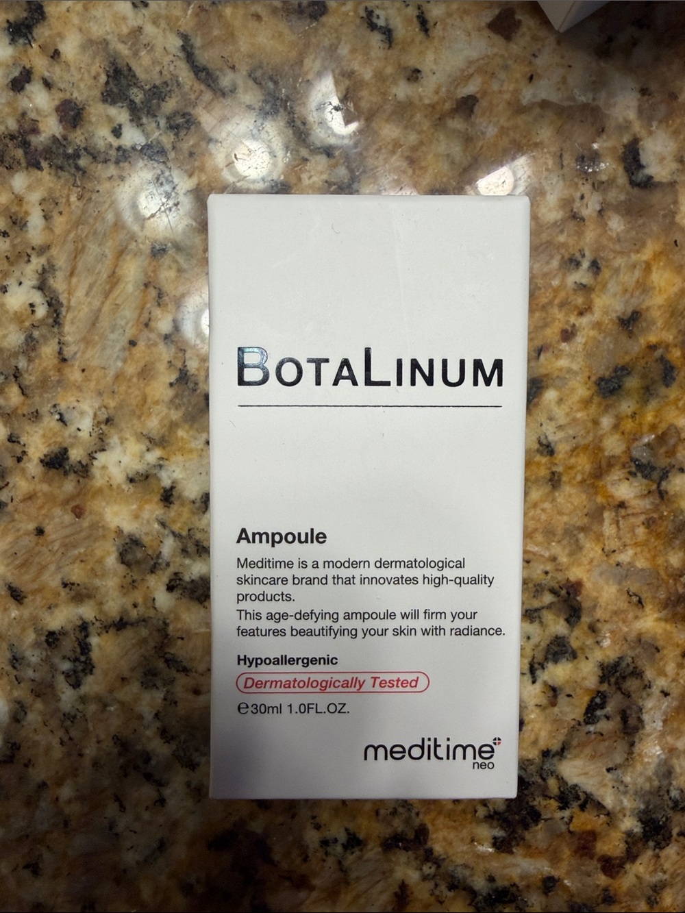 Ampoule Serum - White
Brand new